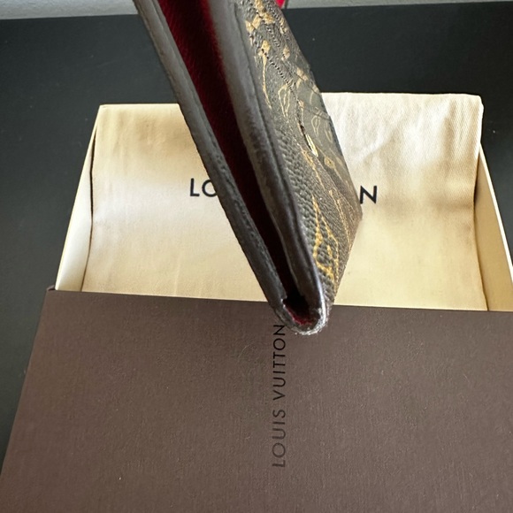 Louis Vuitton Wallet - Picture 5 of 13